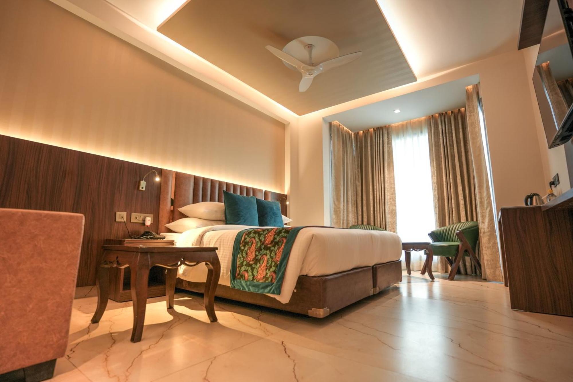 Rj Hotel - Managed By Atithi House Greater Noida Buitenkant foto