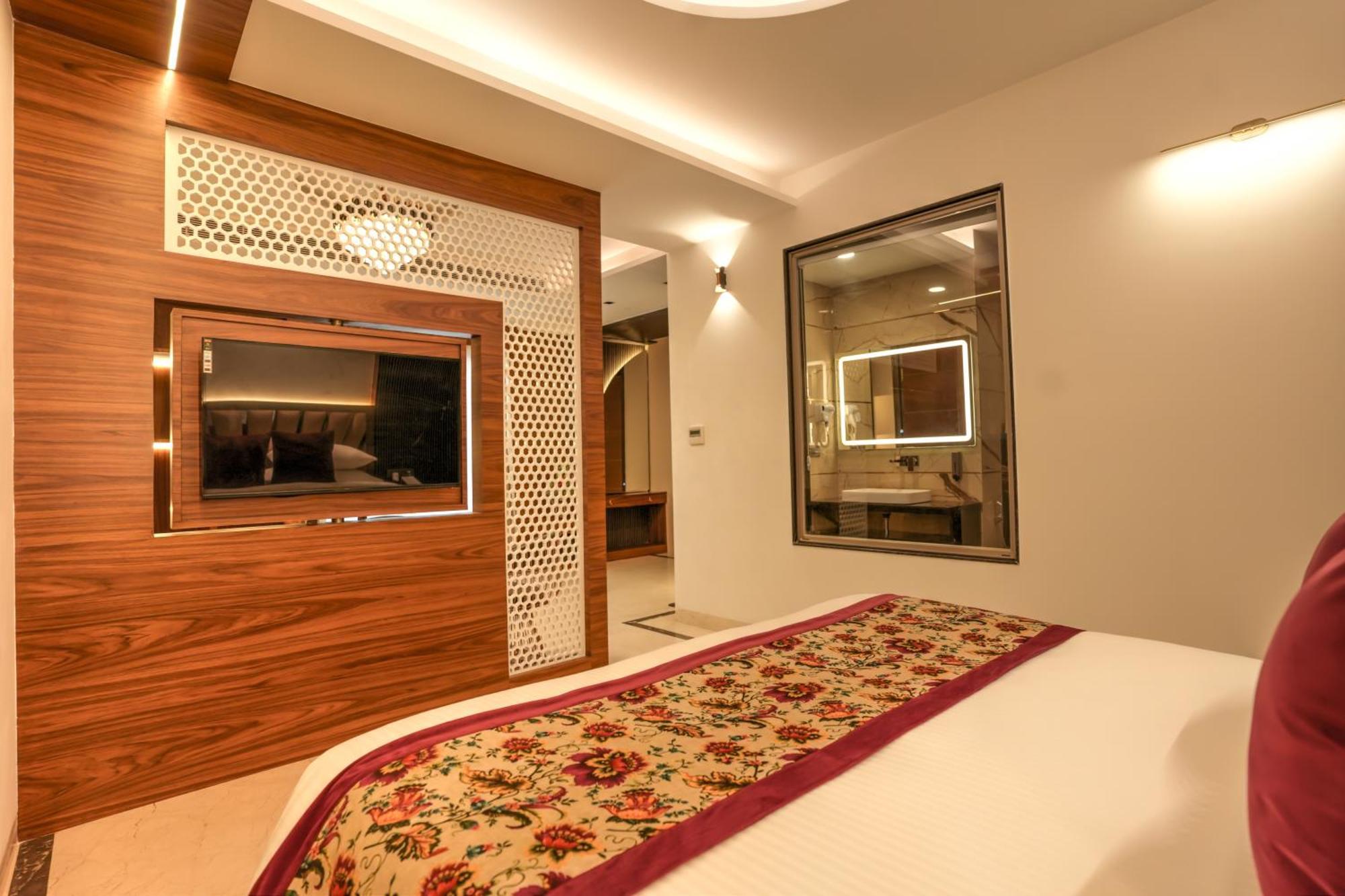 Rj Hotel - Managed By Atithi House Greater Noida Buitenkant foto