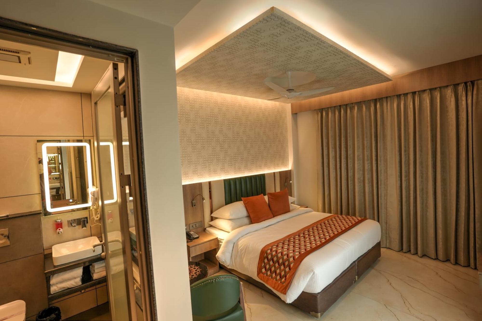 Rj Hotel - Managed By Atithi House Greater Noida Buitenkant foto