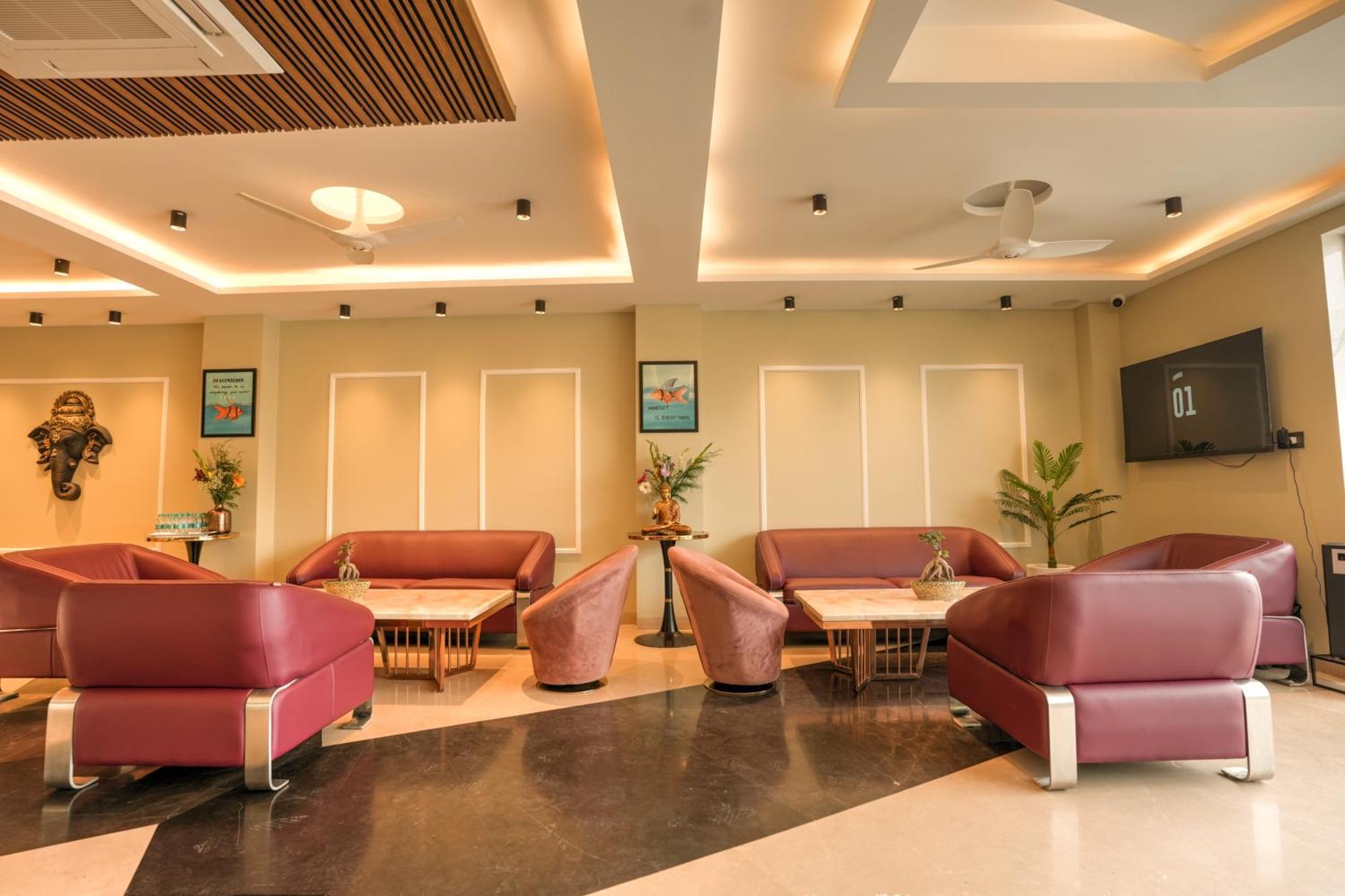 Rj Hotel - Managed By Atithi House Greater Noida Buitenkant foto