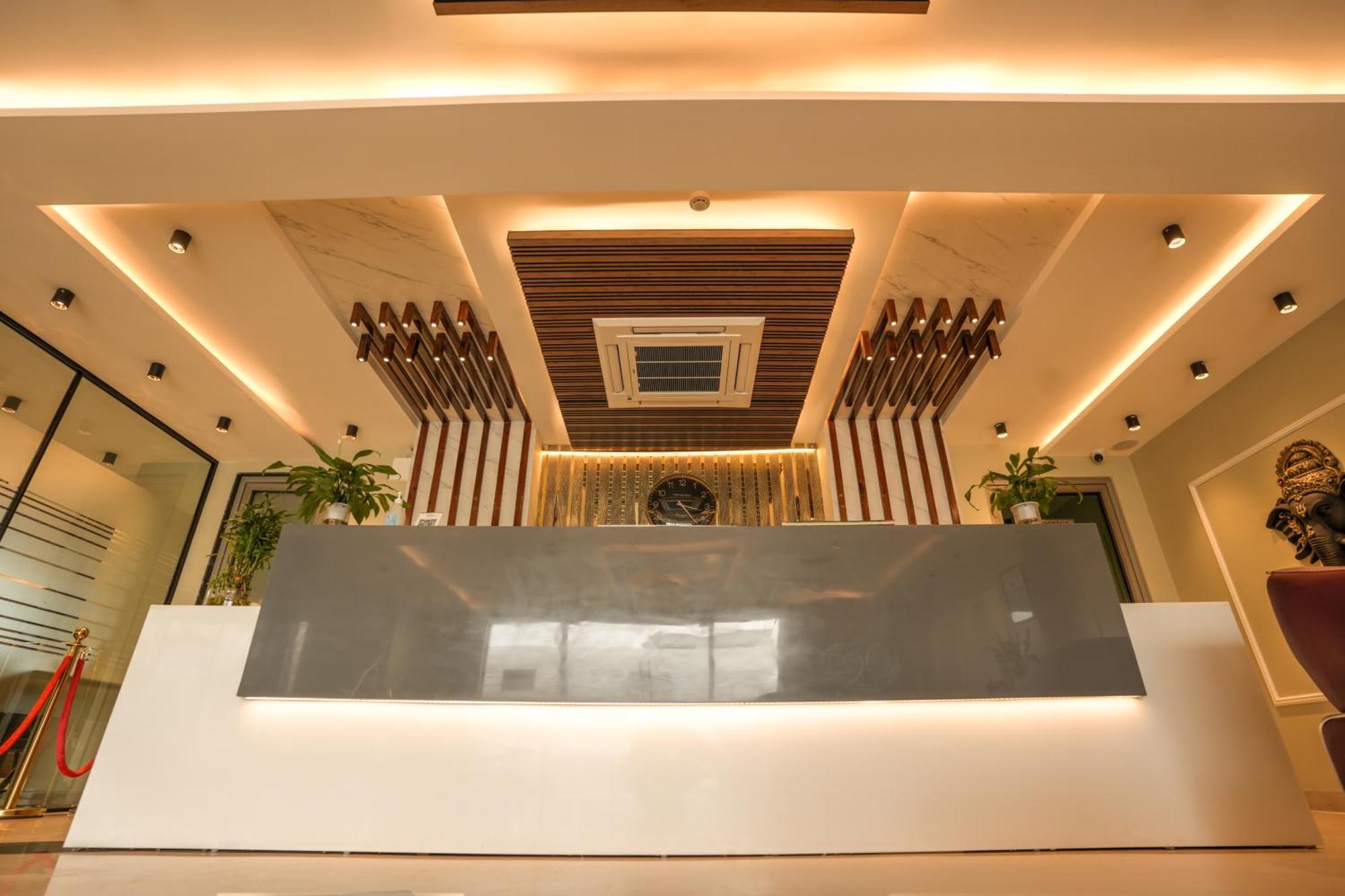 Rj Hotel - Managed By Atithi House Greater Noida Buitenkant foto